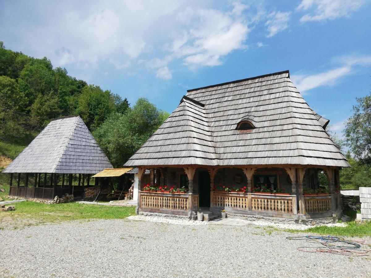 Дома для отпуска Căsuța Maramureșeană din Vadu Izei Ваду-Изей-14